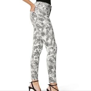 Joe's mid rise skinny crop  jeans bnwt size 27